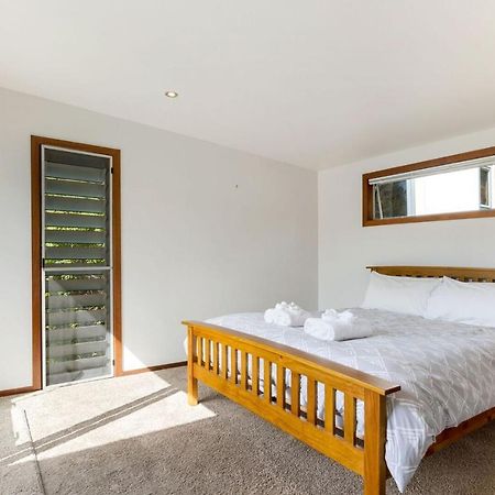 Karaka Sanctuary With Spa Pool By Waiheke Unlimited Oneroa Habitación foto
